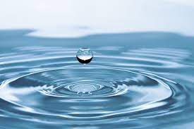 L’EAU, UN BIEN PRECIEUX …